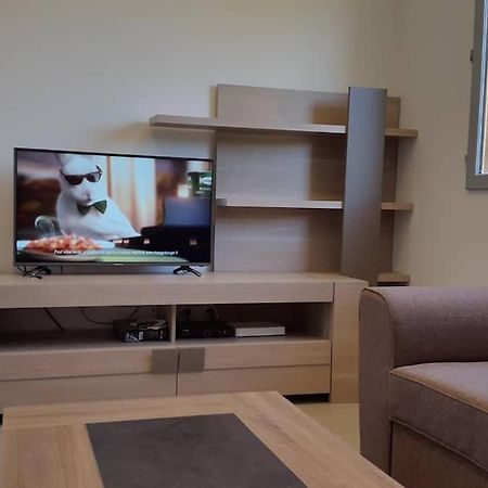 Апартаменты Studio Climatise Avec Terrasse Et Wi Fi . Сен-Марсель-ле-Валанс Экстерьер фото