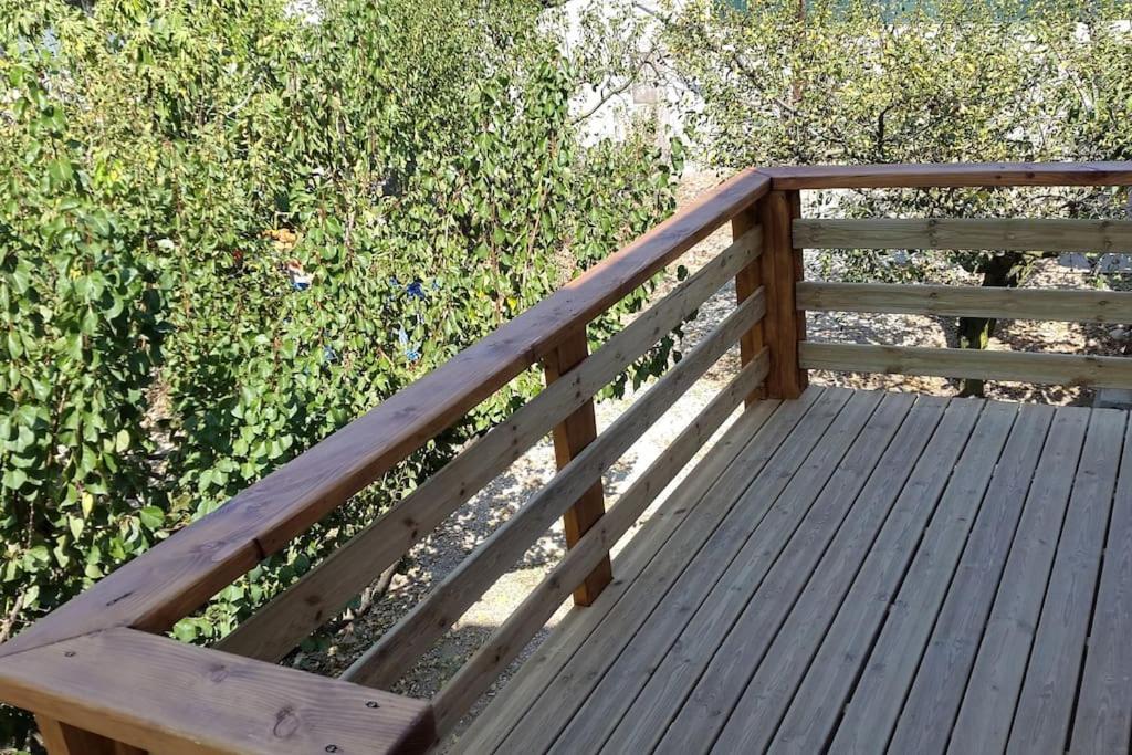 Апартаменты Studio Climatise Avec Terrasse Et Wi Fi . Сен-Марсель-ле-Валанс Экстерьер фото